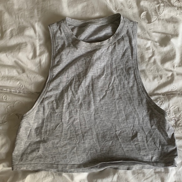 Lululemon Cut Back Crop Tank Size 2 - Picture 3 of 6
